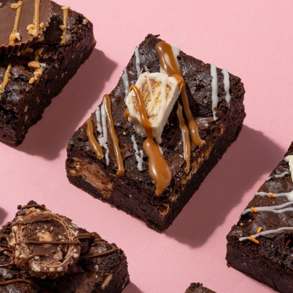 Deluxe 8 Brownie Gift Box Online now